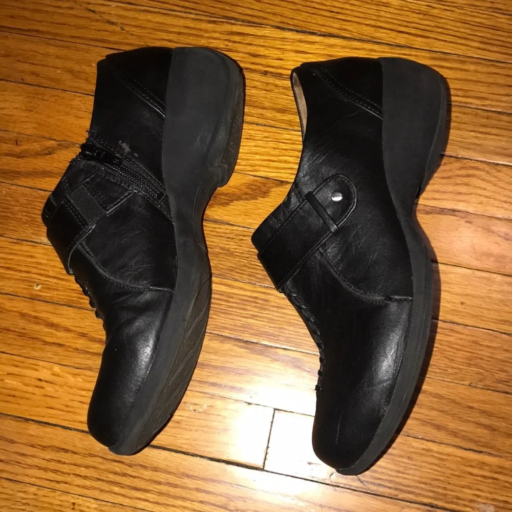 Naturalizer Black Comfort Shoes